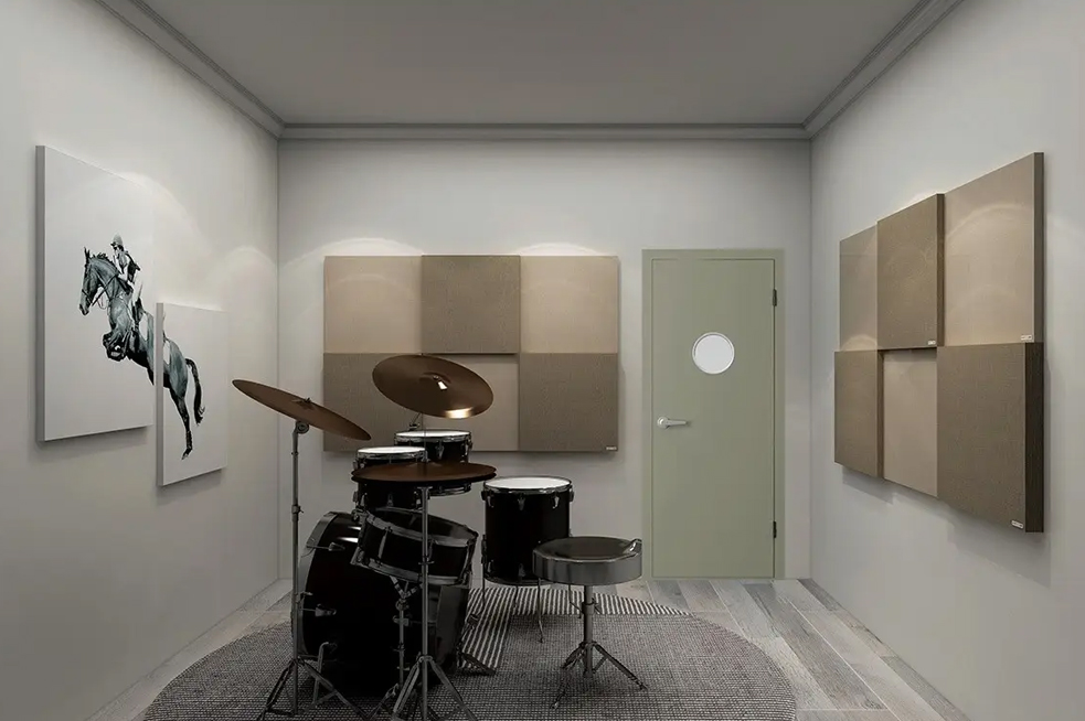 No todas las puertas acústicas se llaman Soundbox. Puerta silenciosa ≠ puerta acústica.